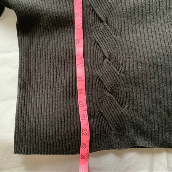 2/$22 Liz & Co Black Cotton Sweater - Picture 6 of 6